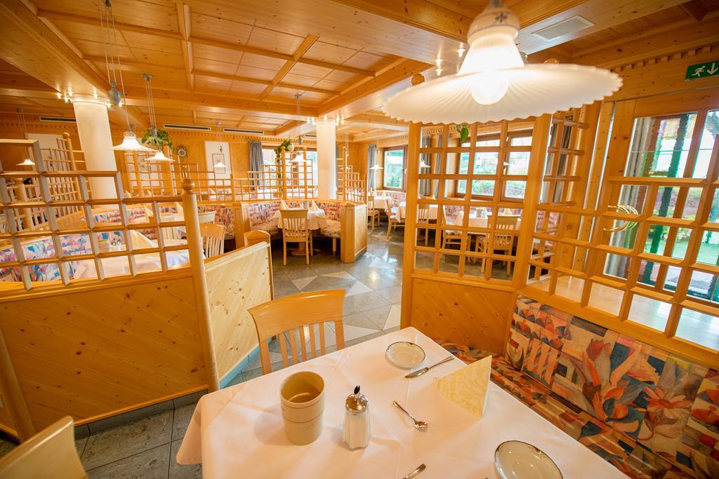Hotel Garni Doris Castelrotto Eksteriør bilde