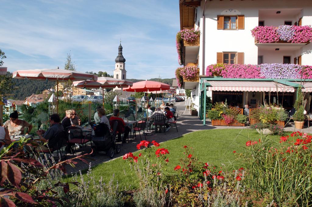 Hotel Garni Doris Castelrotto Eksteriør bilde