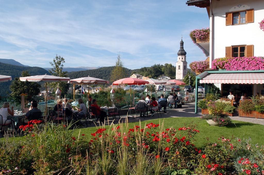 Hotel Garni Doris Castelrotto Eksteriør bilde