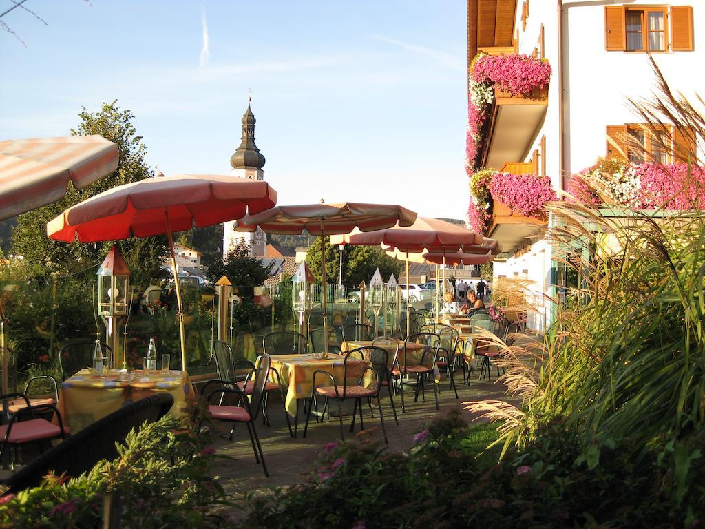 Hotel Garni Doris Castelrotto Eksteriør bilde